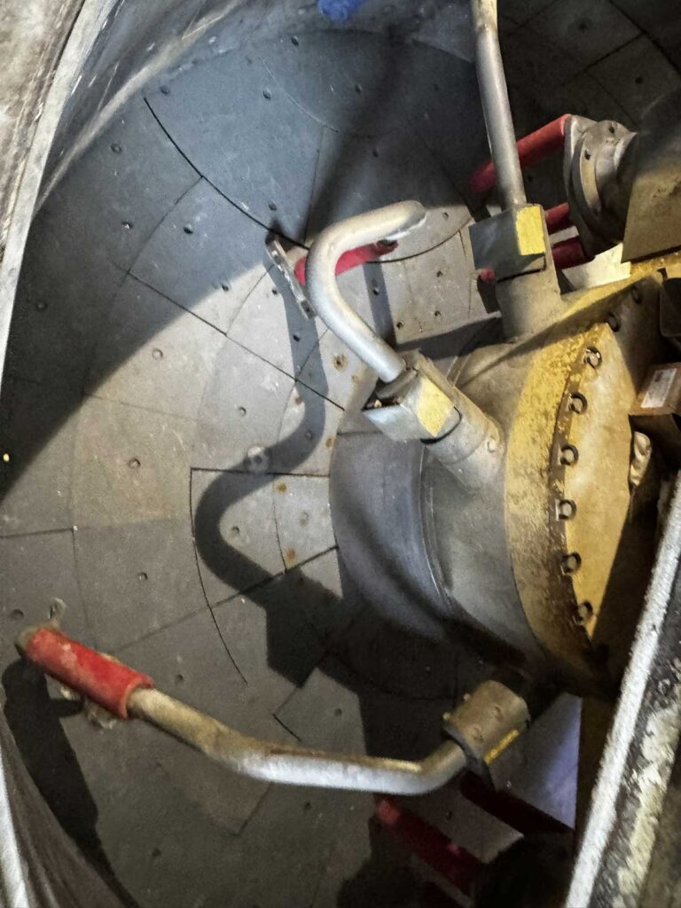 2025.08.25---Reparatur-Mischer-+-Trichter---A233584-(23) 2025.08.25---Reparatur-Mischer-+-Trichter---A233584-(23)