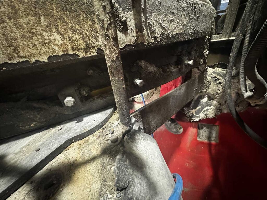 2025.08.25---Reparatur-Mischer-+-Trichter---A233584-(32) 2025.08.25---Reparatur-Mischer-+-Trichter---A233584-(32)