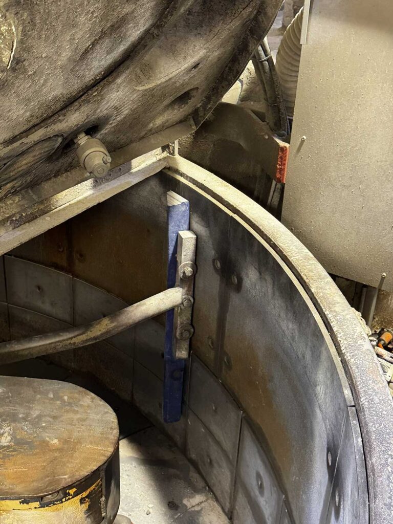 2025.08.25---Reparatur-Mischer-+-Trichter---A233584-(41) 2025.08.25---Reparatur-Mischer-+-Trichter---A233584-(41)