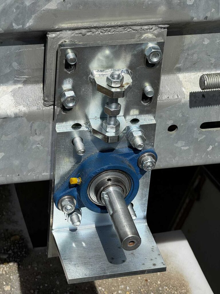 Endmontage-Untergurt-Abstreifrolle-16-(13) Endmontage-Untergurt-Abstreifrolle-16-(13)