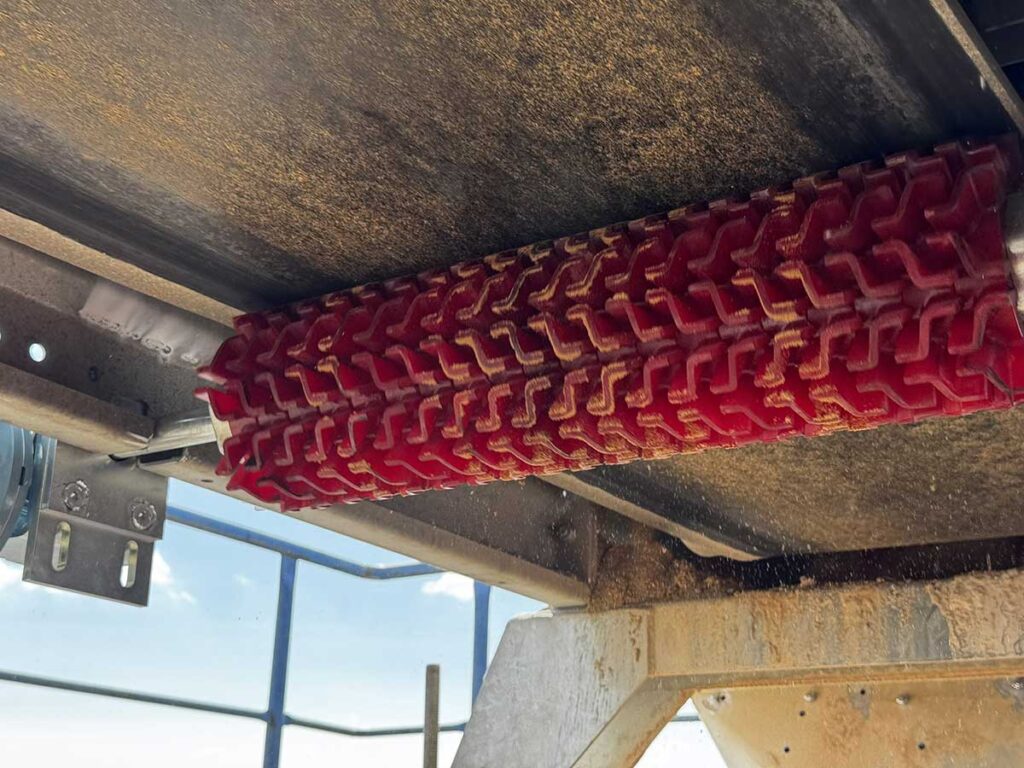 Endmontage-Untergurt-Abstreifrolle-16-(16) Endmontage-Untergurt-Abstreifrolle-16-(16)