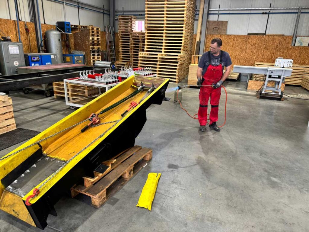 PHOTO-2025-07-18-06-49-44